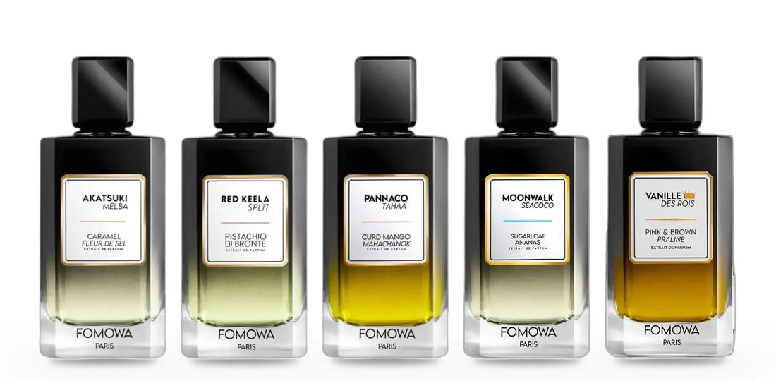 Les cinq extraits FOMOWA du catalogue PlanèteBeauty : Akatsuki Melba, Red Keela Split, Pannaco Tahaa, Moonwalk Seacoco et Vanille des Rois.