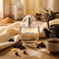 D'ANNAM Bubble Tea Eau de Parfum 50 ml — flacon avec théière en fonte, perles de tapioca et cassonade sur bois, gourmand lacté, parfum niche du Vietnam
