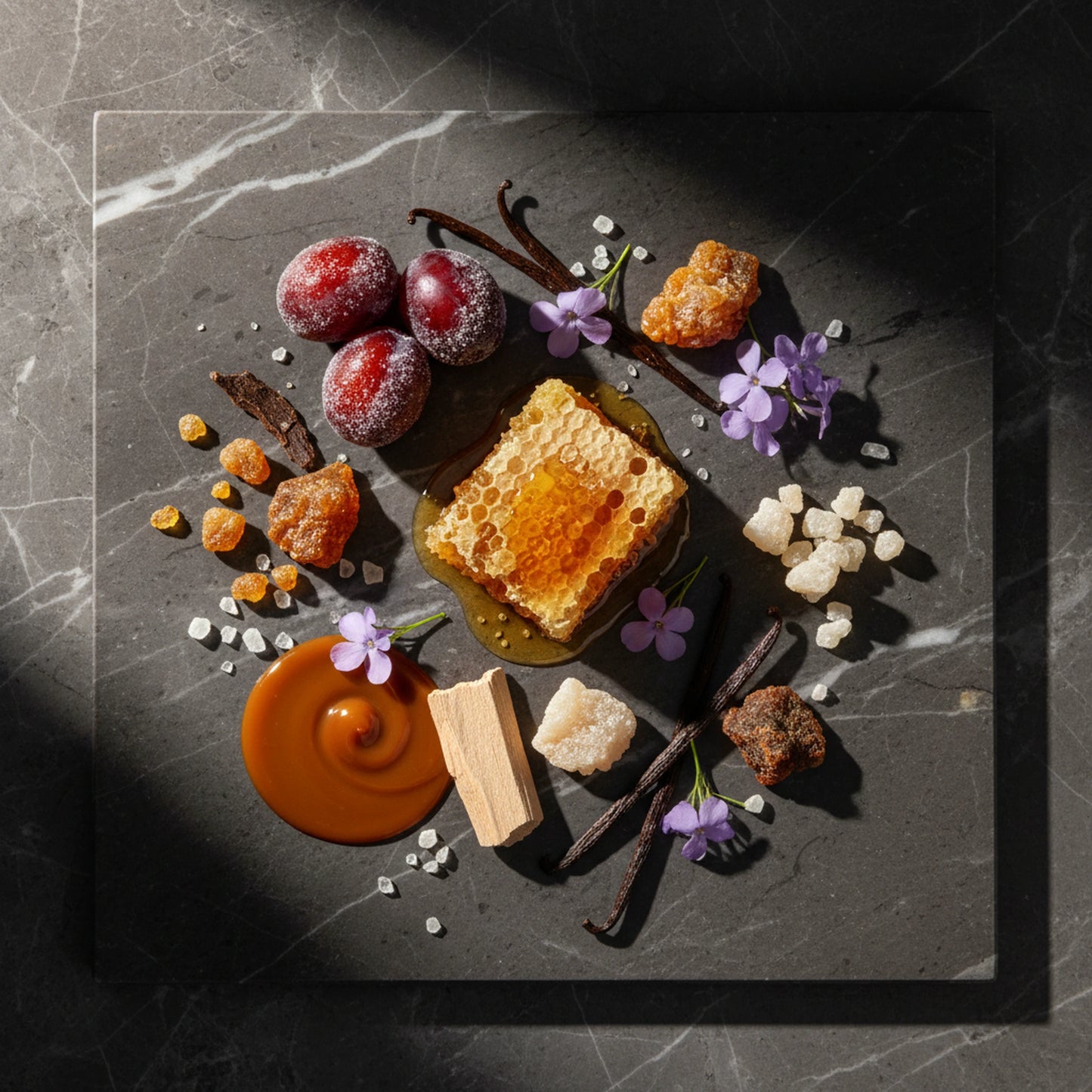 Badar Estelle Extrait de Parfum - Ingrédients flat-lay | PlanèteBeauty