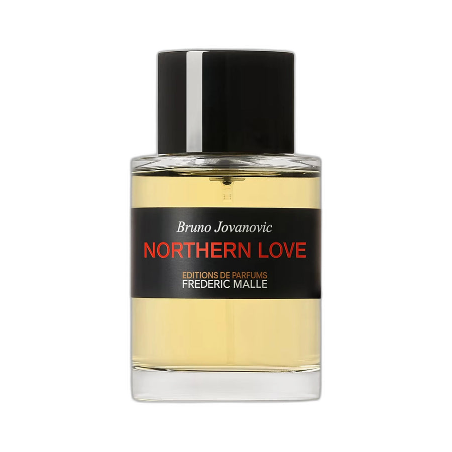 FRÉDÉRIC MALLE Northern Love Eau de Parfum 100 ml — flacon cylindrique jus ambré, étiquette noire, sur fond blanc, ambré boisé, haute parfumerie française